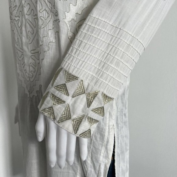 Khaadi Womens Kameez Top Size 8 White Geometric Gold Thread Embroidered Pakistan - Picture 9 of 13